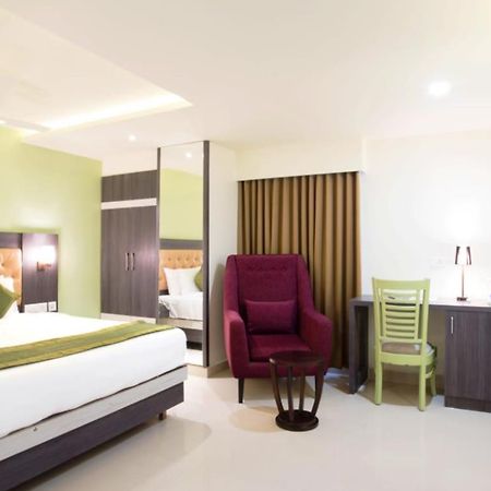 Olive Tree Hotel วิเจยาวารา ภายนอก รูปภาพ