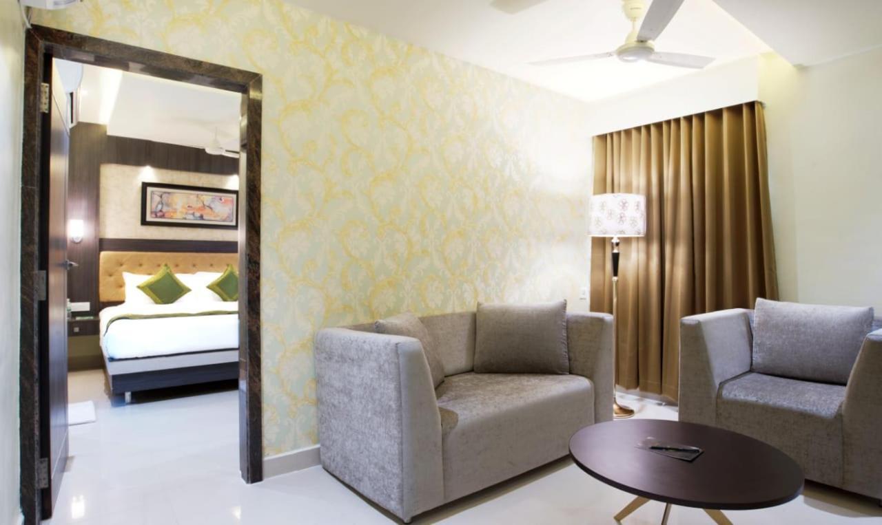 Olive Tree Hotel วิเจยาวารา ภายนอก รูปภาพ